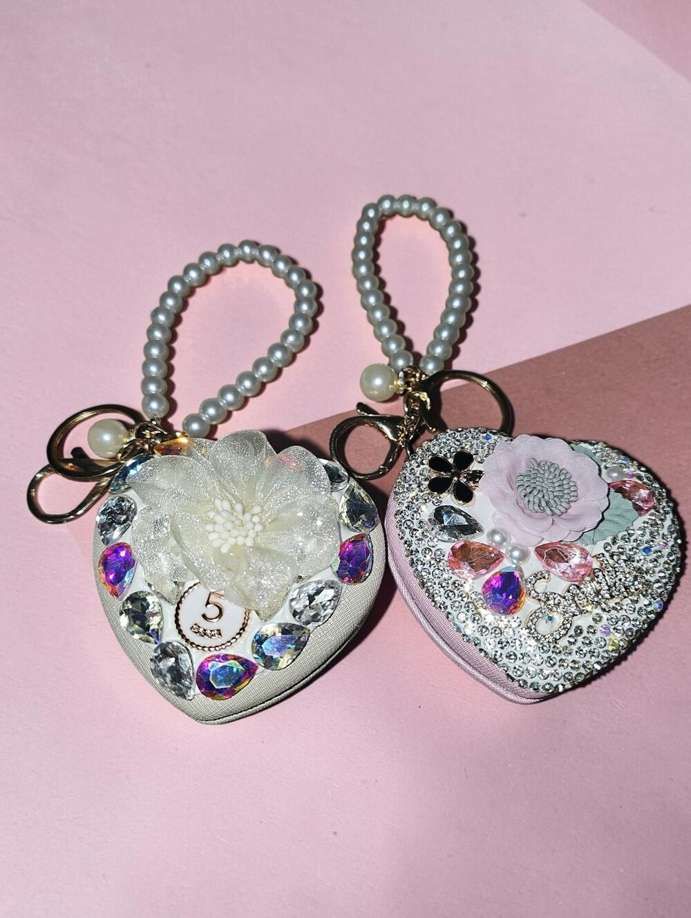 Sasdified BOutique Nwt Pearl-Handle Pink & Floral Heart Keychain Set